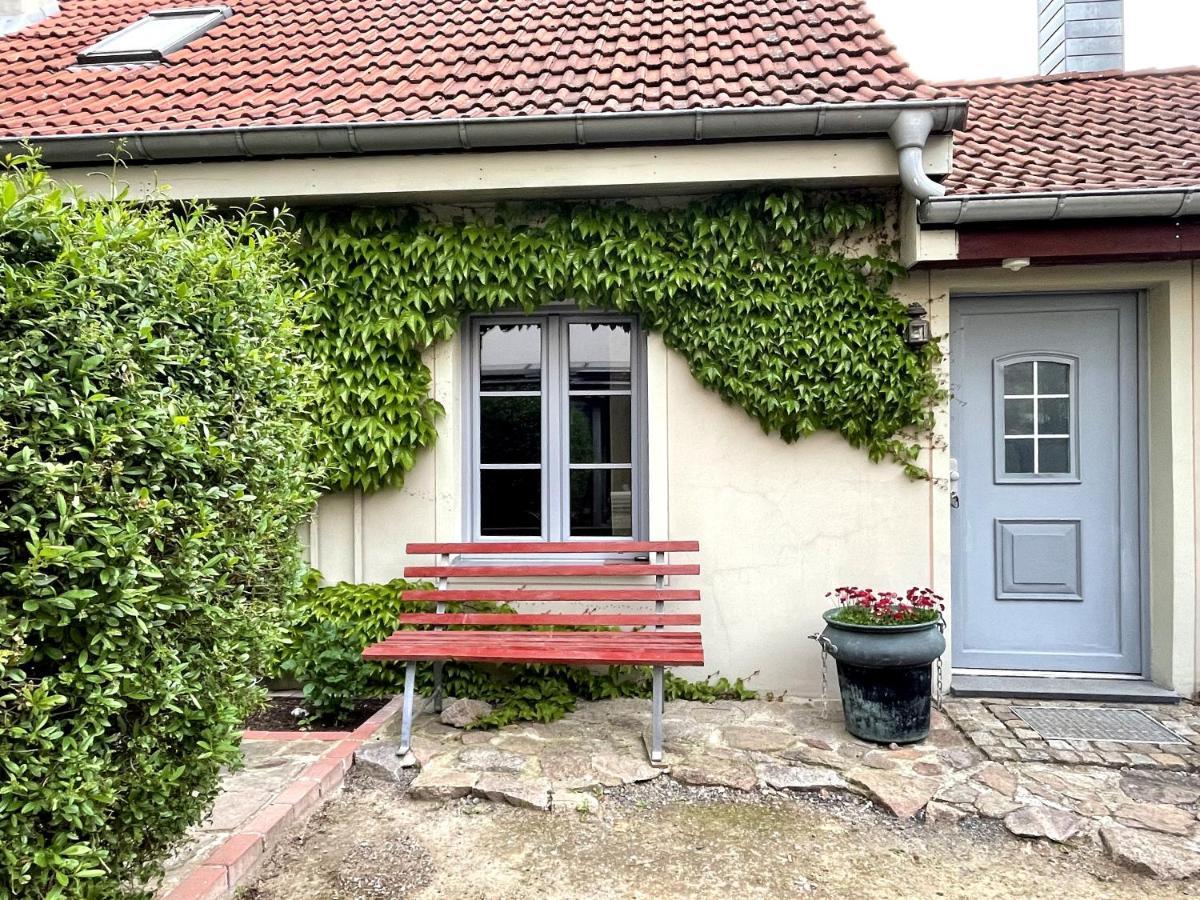 Fewo Im Kneipenviertel Altkoetzschenbroda Radebeul Exterior photo